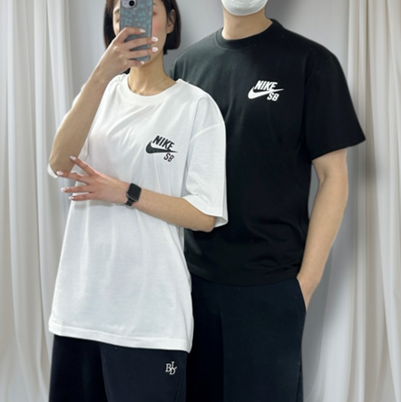 나이키 SB 로고 스케이트보딩 반팔티